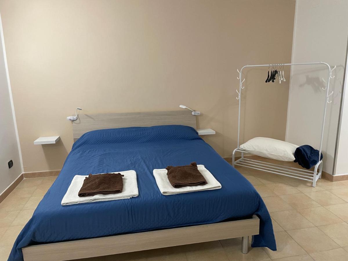 Blanda House Apartment Taranto Bagian luar foto